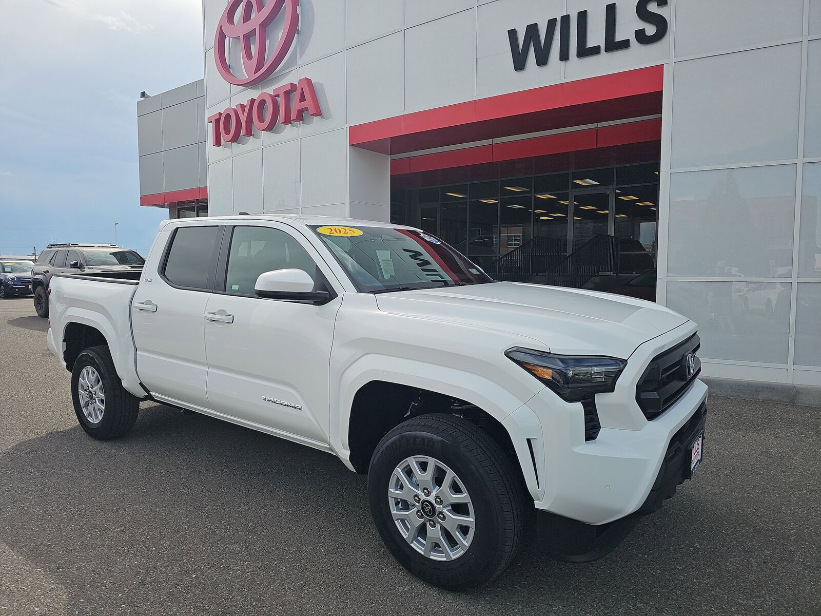 2025 Toyota Tacoma SR5