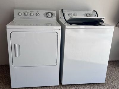 GE White Top-Load Washer & Electric Dryer Set - Fully Functional