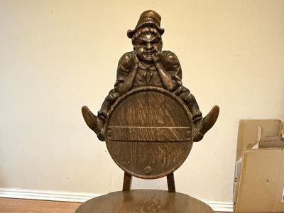 Leprechaun vintage chair