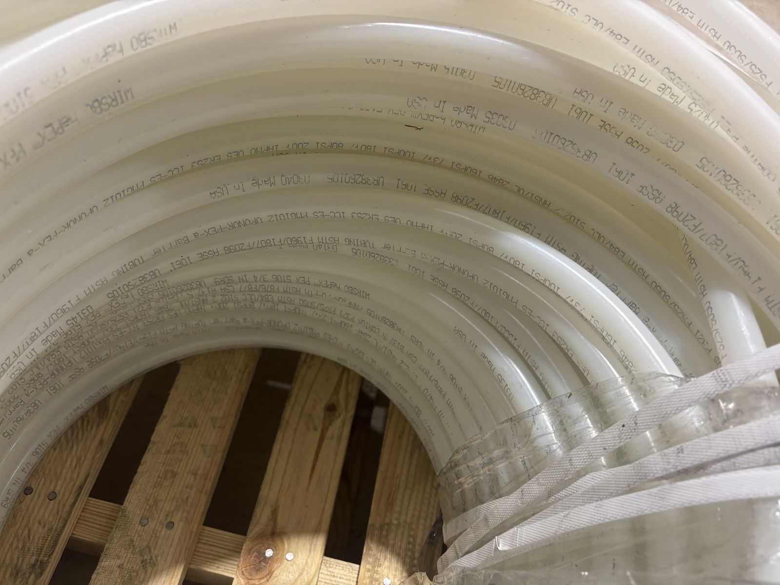 $216 LESS THAN HOME DEPOT! BRAND NEW 1000’ roll of 3/4” PEX-A Expansion Pipe