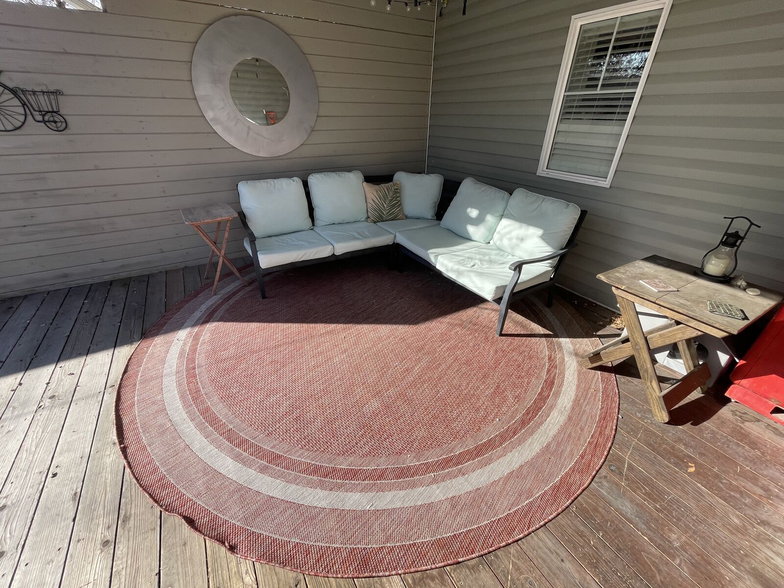 Rust Red Unique Loom Outdoor Border Collection Waterrepellent Circle Rug 10'8