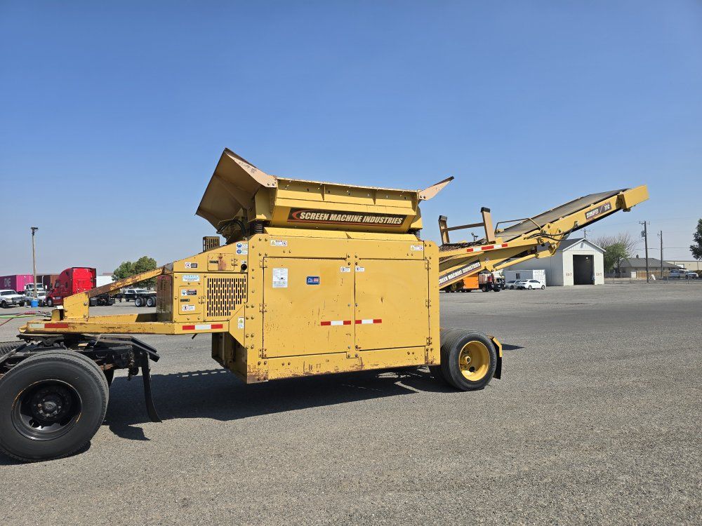 2020 Screen Machine Scalper 77C Mobile Screener