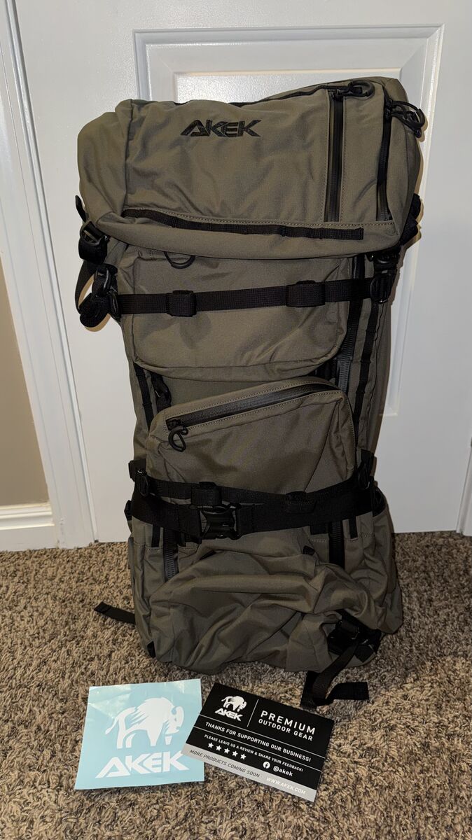 Akek Hunting CLIMAX 5400 PACK - Brand New