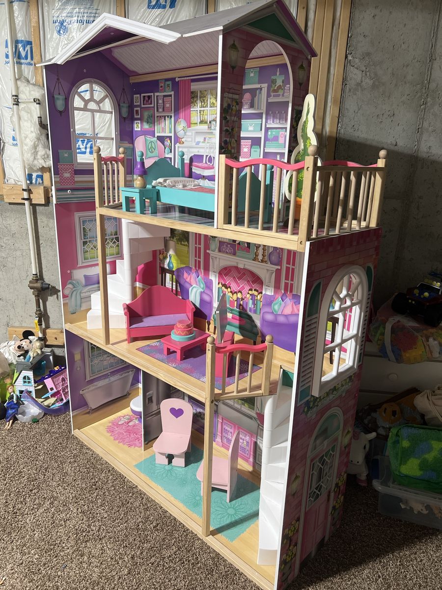 KidKraft Dollhouse for 18” Dolls - 5 ft Tall - Wood & Plastic