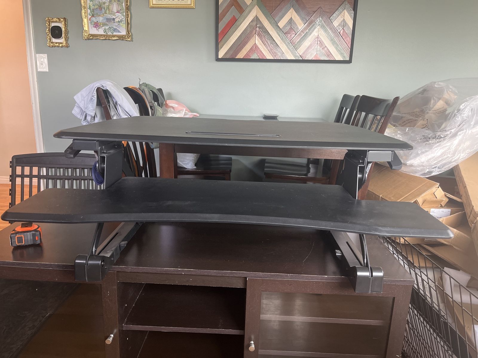 Standing desk