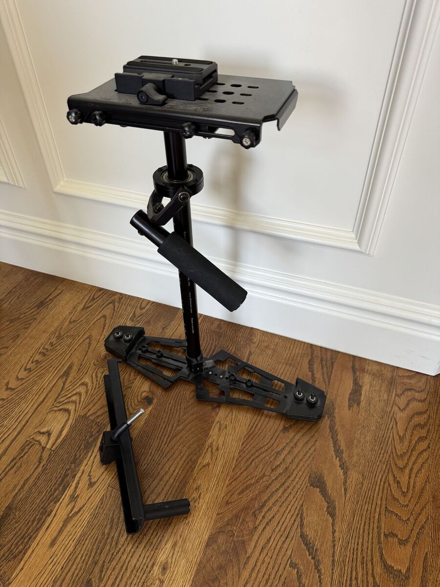 Glidecam HD-4000 DSLR Gimbal/Stabilizer with top quick release plate, top mount, and docking bracket