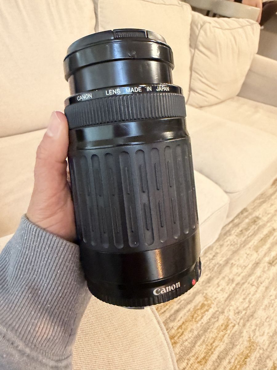 Canon lens