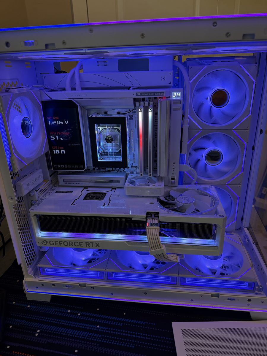 Main image 3
