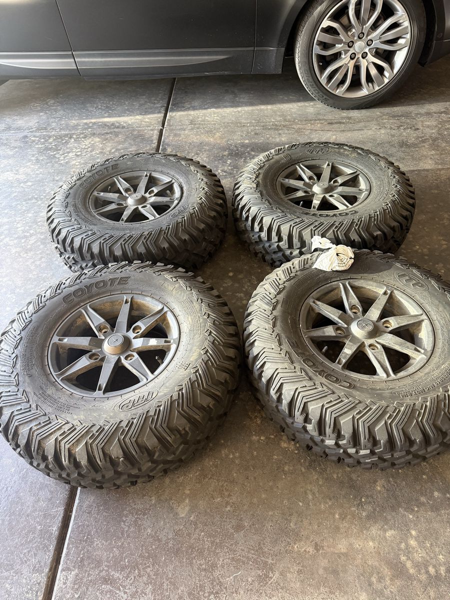 32x10.00R15 Coyote RZR Wheel/Tires (Full Set)
