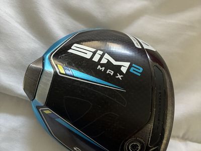 Taylormade SIM MAX 2 9.0 Driver HEAD ONLY with head cover