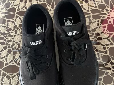 Band Shoes For Little Boys Or Girls Size 2 1/2