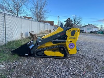 SM100 Wacker Neuson Mini Skid (Dingo) FOR RENT