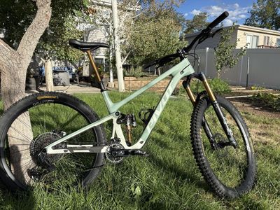Pivot Trailcat LT Large Pro X0 Barely Ridden