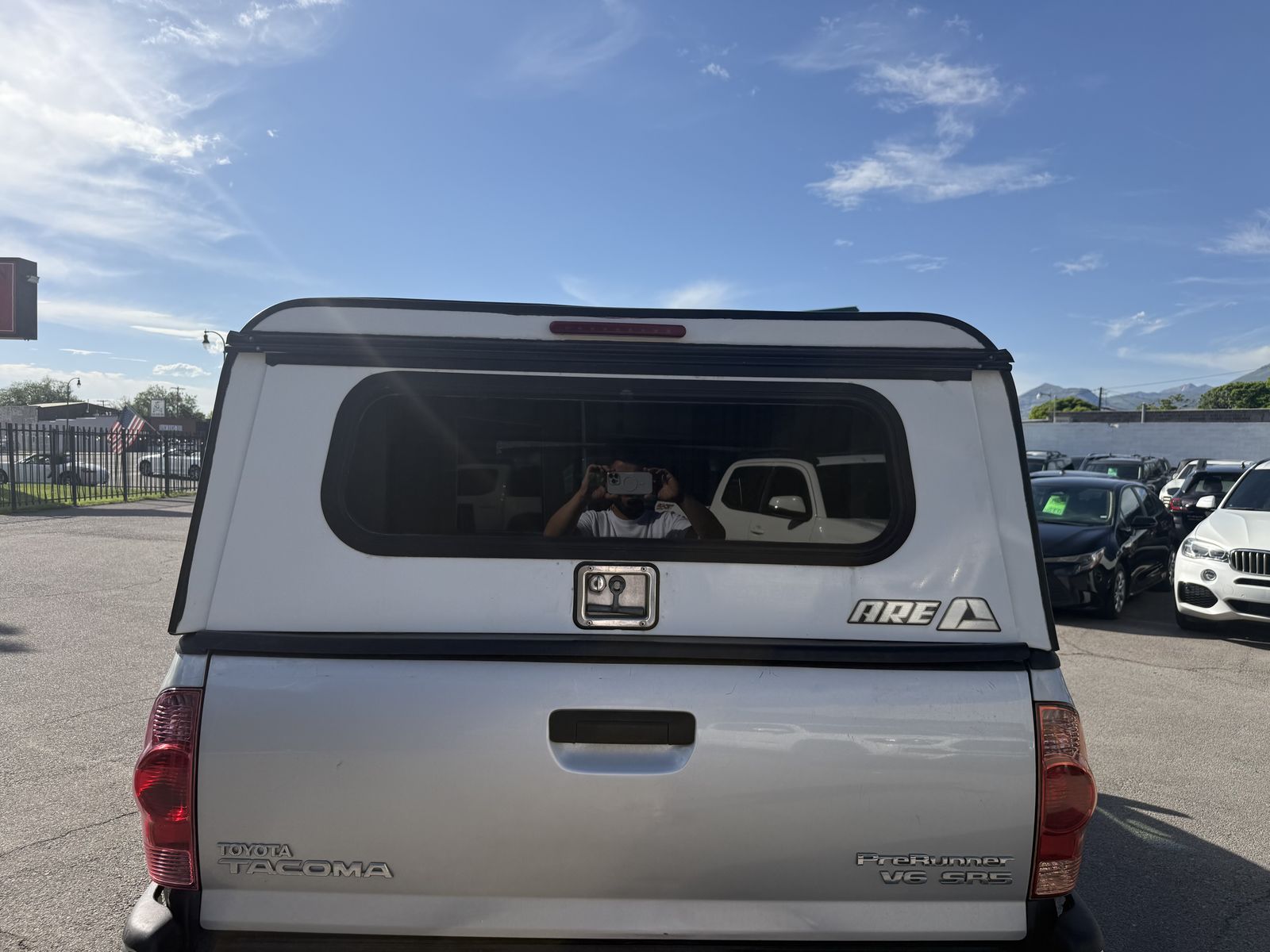 Main image 6