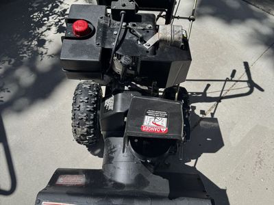 Murray Ultra Snowblower - Self propelled