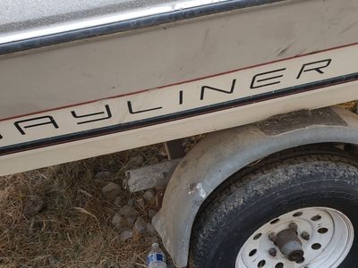 1987 Bayliner boat with trailer and motor