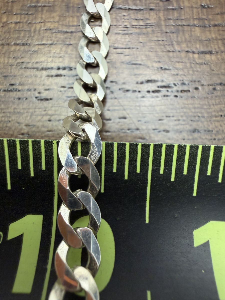 Main image 3