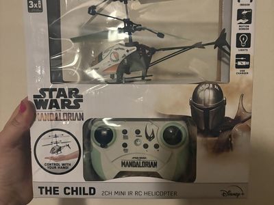 Star Wars Mandalorian mini remote helicopter