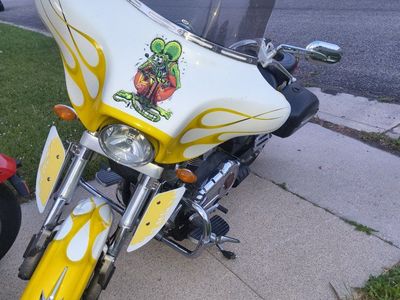2005 Victory Kingpin Cruiser Motorcycle - Custom Yellow & White Flame Paint, Fairing, Saddlebags