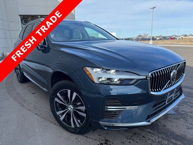 2022 Volvo XC60 Recharge T8 Inscription Expression