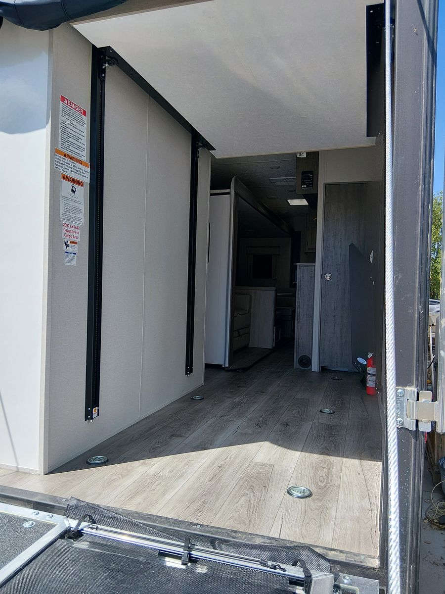 Main image 21