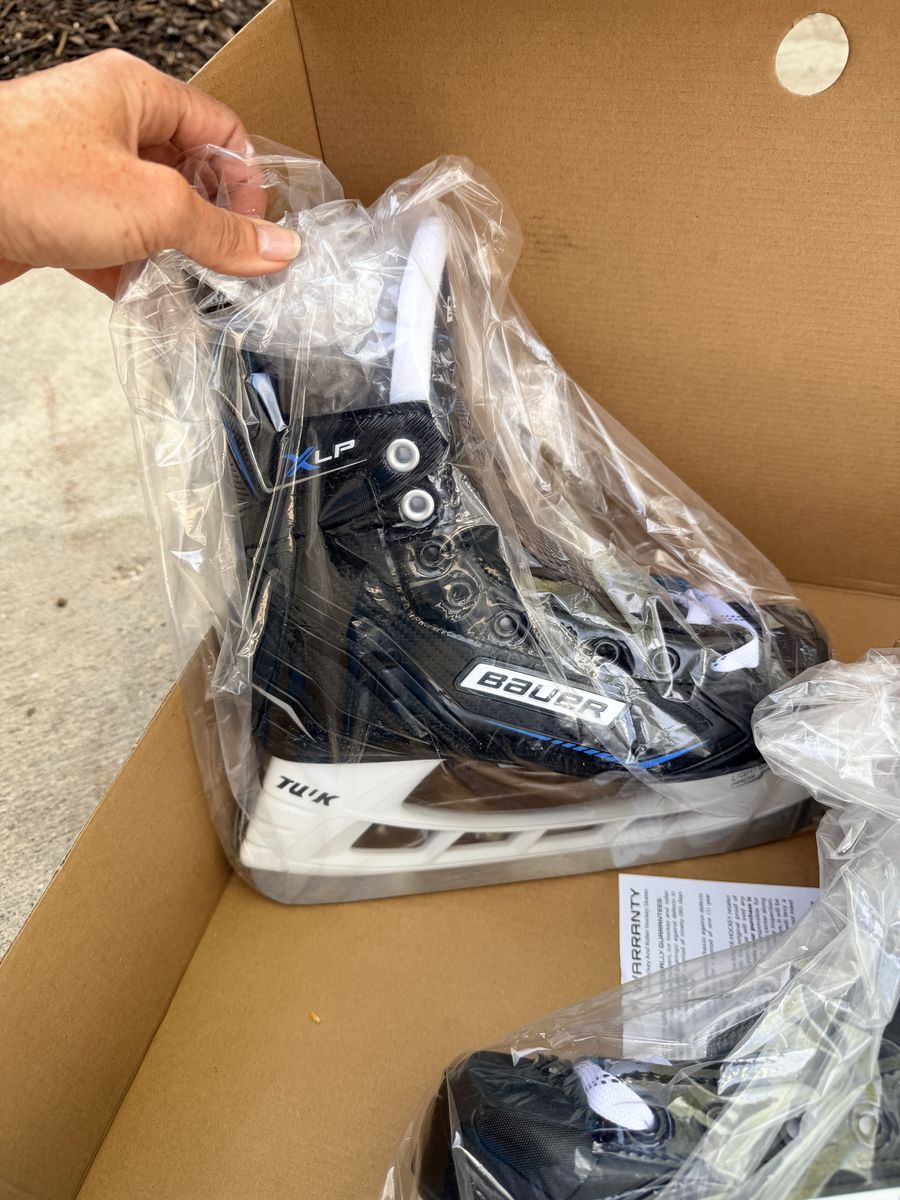 Bauer L-XP Hockey Skates – Size 6 – Brand New – $85