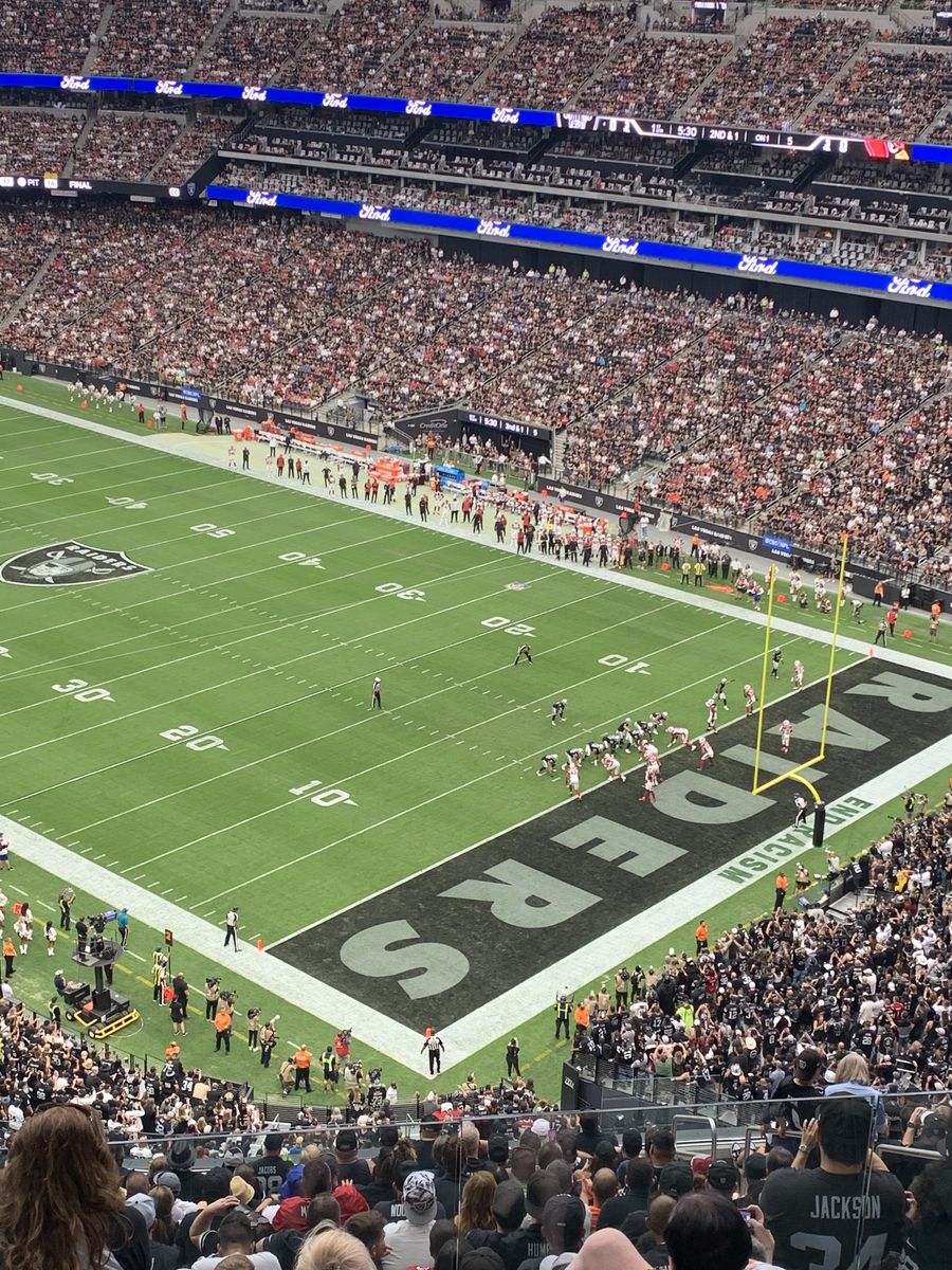 Las Vegas Raiders vs Arizona Cardinals - Row 1 Of Section!