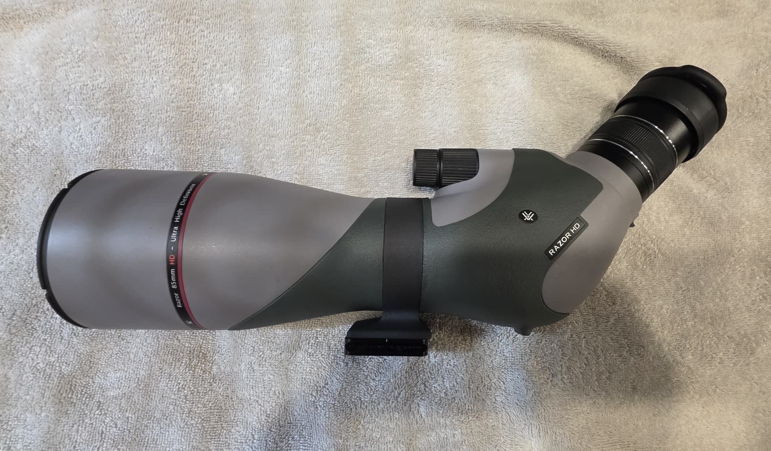 Vortex Razor HD 20-60x85 Spotting Scope — Like New, Includes MagView Mount