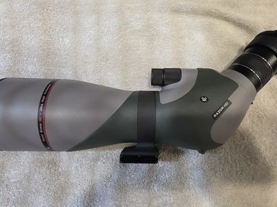 Vortex Razor HD 20-60x85 Spotting Scope — Like New, Includes MagView Mount