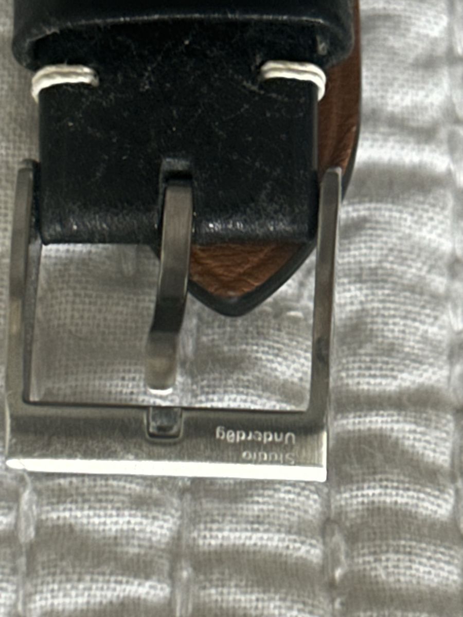 Main image 11