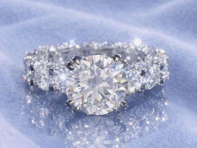 5Ct VVS1 Main Stone Blinger