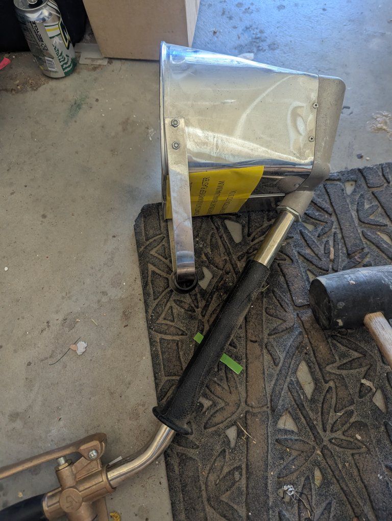 Brand new Pneumatic Stucco sprayer  gun (dented)