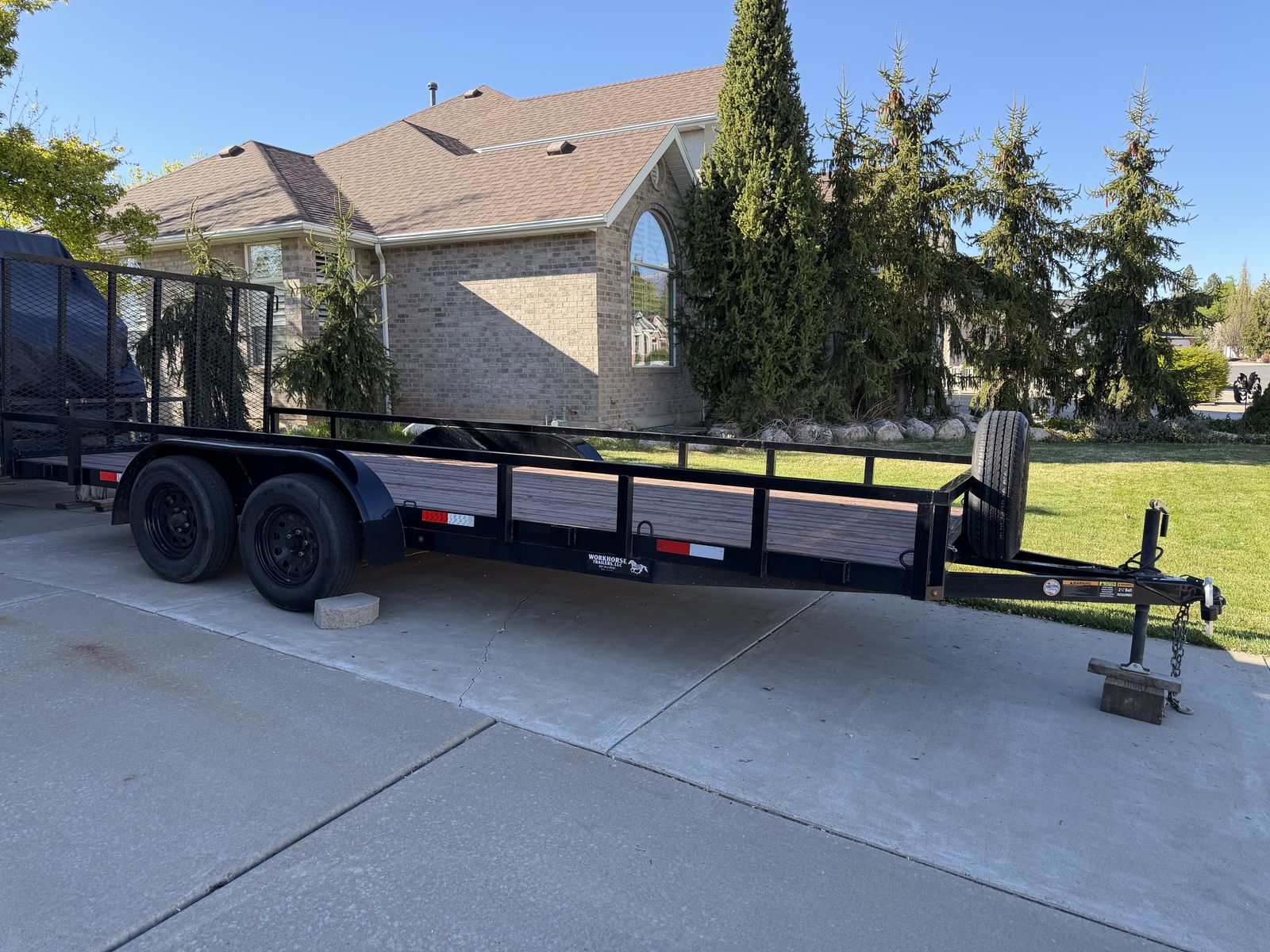 2023 Workhorse 7x18 ft tandom trailer and car hauler