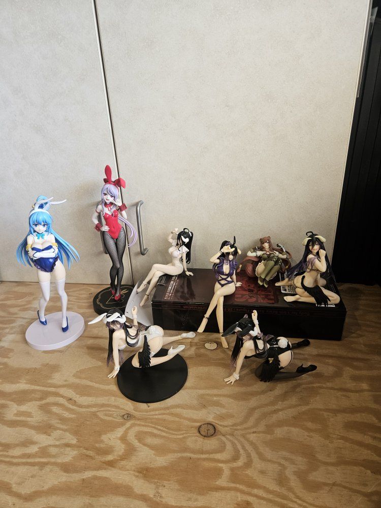 Main image 30