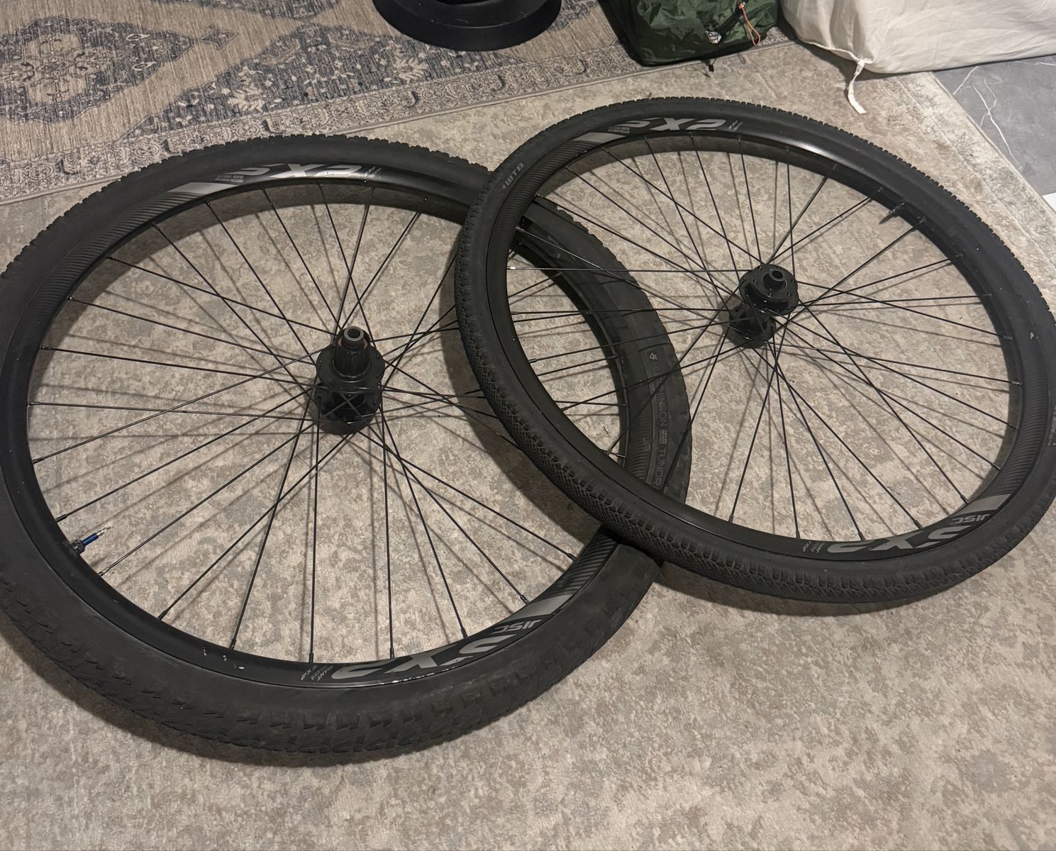 Wheel set giant revolt 700c 