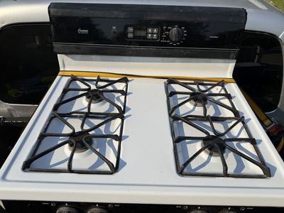 Amana ARGR702W 30" White Gas LP Propane Range Oven with 4 Burners, Self-Cleaning