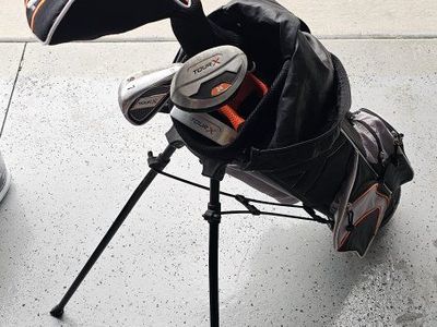 Tour X Junior Golf Set with Stand Bag and Headcovers