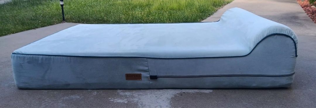 Topeks dog bed