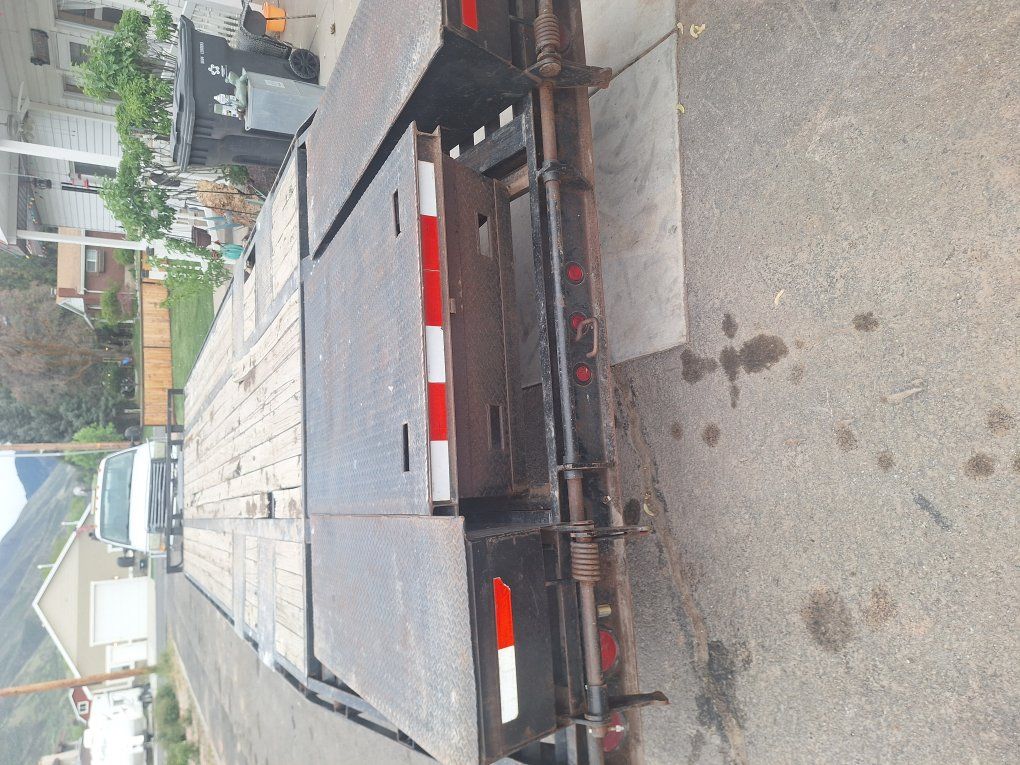 Heavy Duty 32 ft Trailer