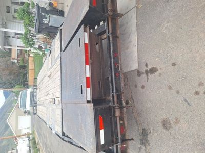 Heavy Duty 32 ft Trailer