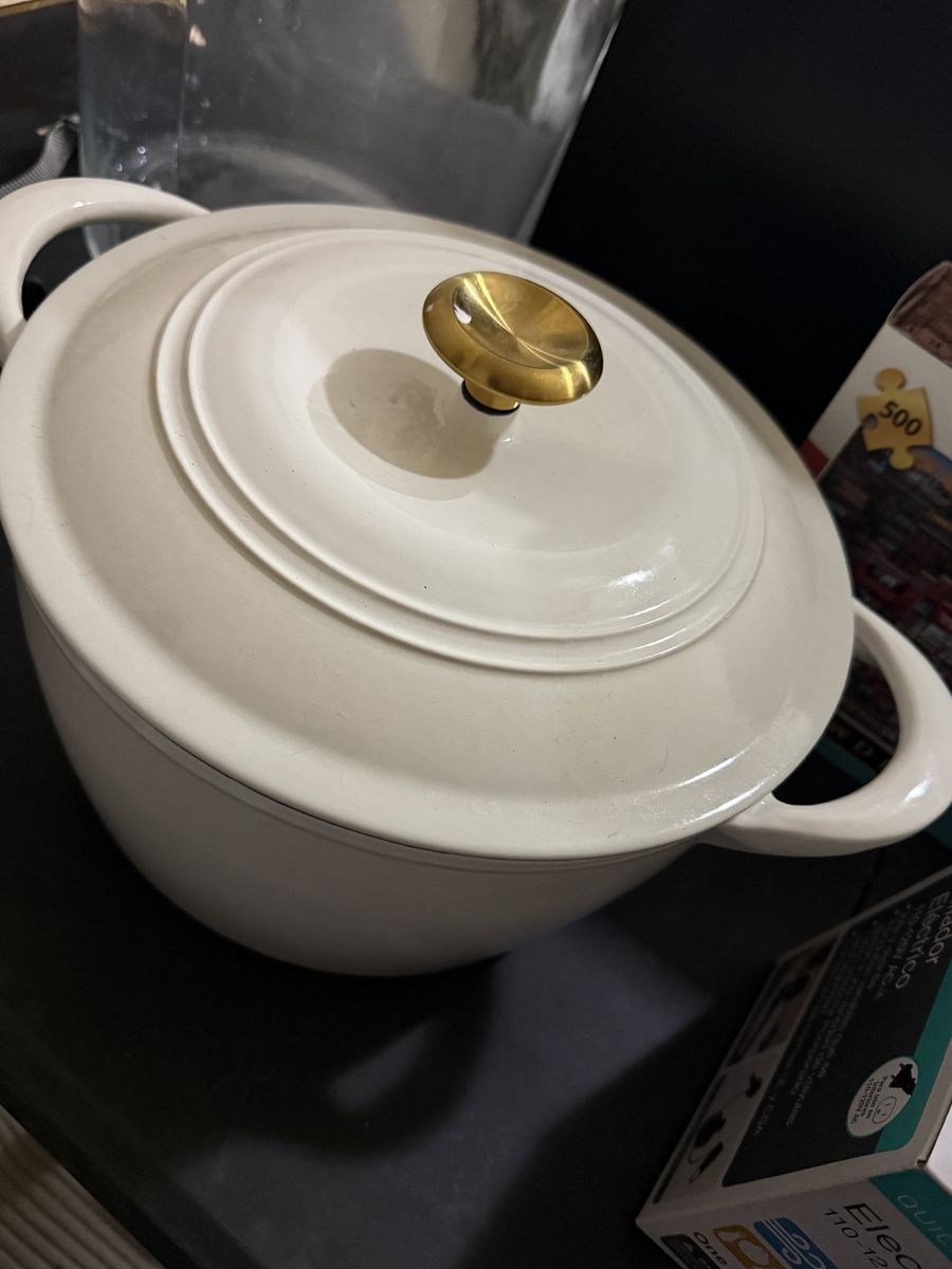 5 QT Cream Enameled Cast Iron Dutch Oven Pot with Gold Knob