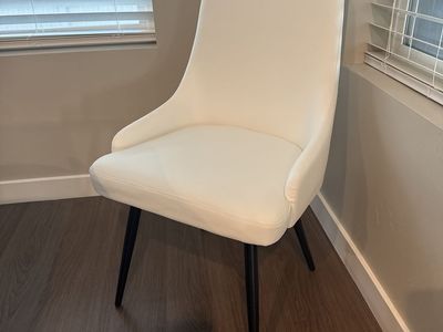 New in box- 6 faux leather dining chairs