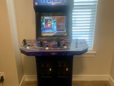 Arcade1Up NFL Blitz 4 player w/ Riser & WiFi