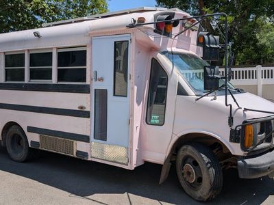 2002 GMC Savana 3500