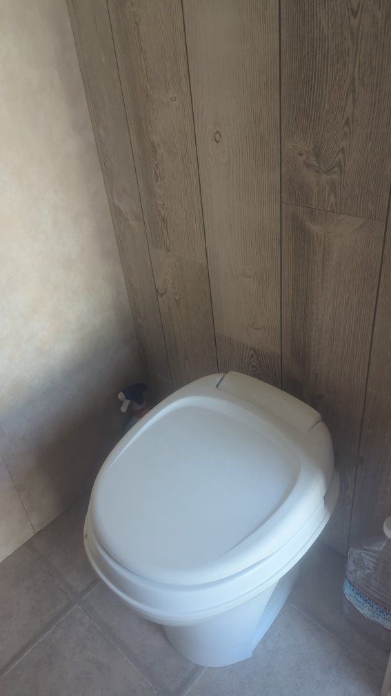 Main image 12