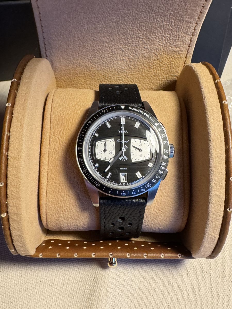 Like New YEMA Rallygraf Meca-Quartz II Reverse Panda
