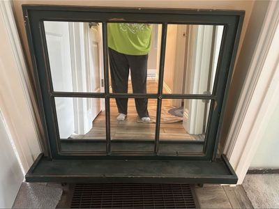 Wall shelf with mirror