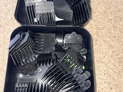 Set Of Wahl Hair Clipper Attachments 25+