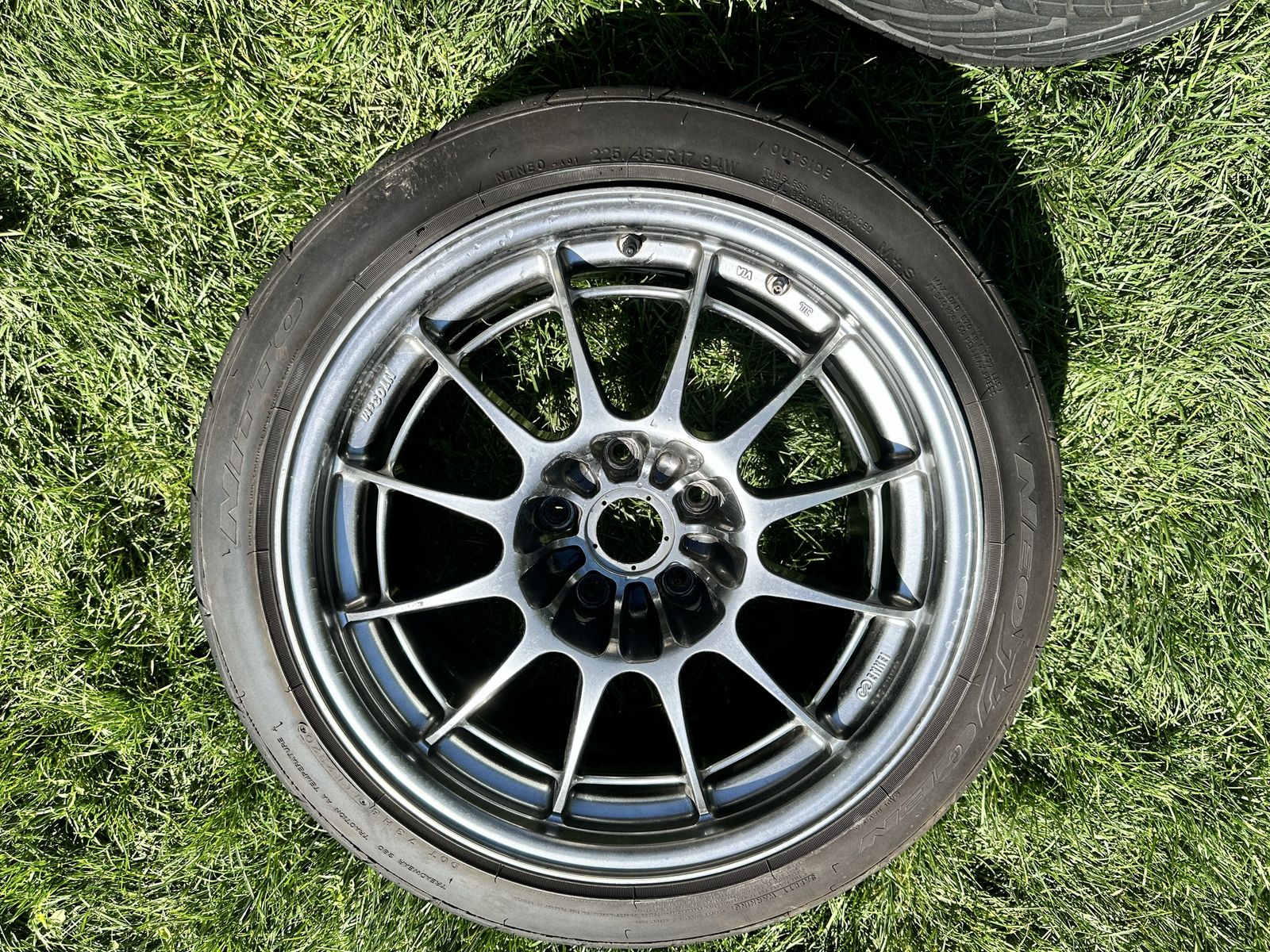 Main image 3