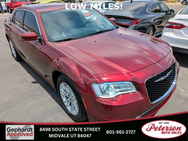 2019 Chrysler 300 Touring L